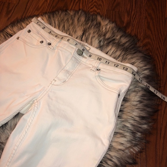 FREE PEOPLE Stark White Slim Kick Cropped Jeans - Picture 6 of 9